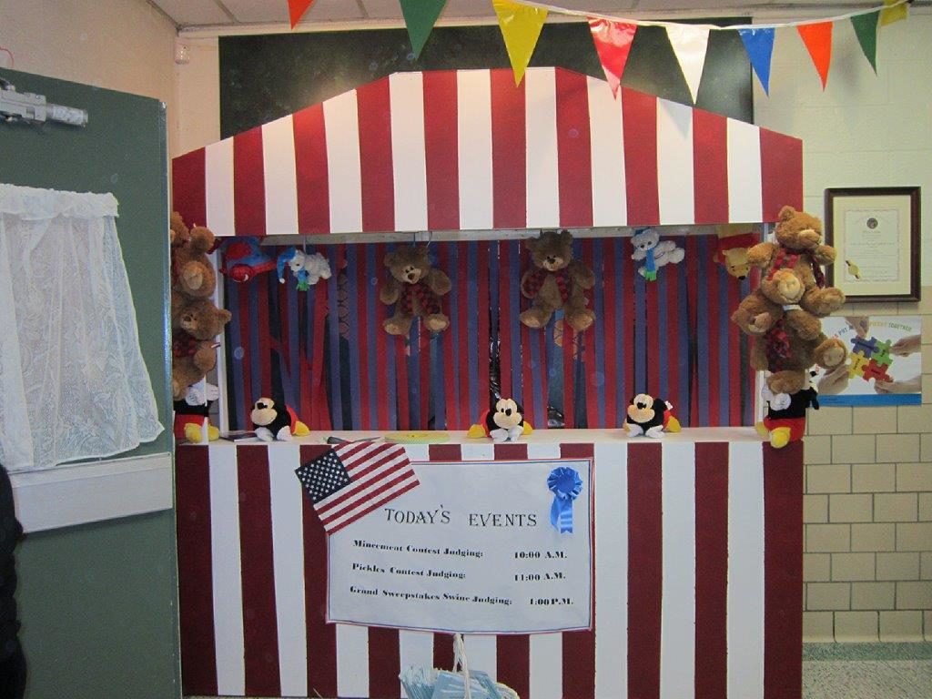Prize booth